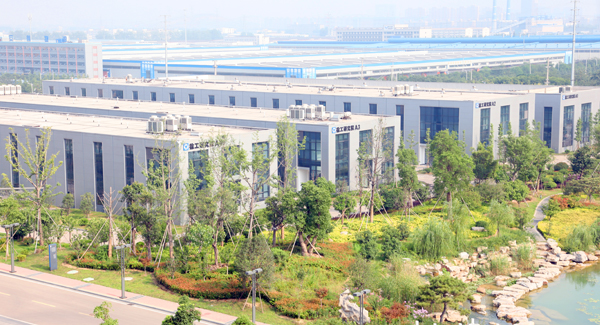 Открыт исследовательский институт строительной техники в г. Сюйчжоу в  провинции Цзянсу, инвестиции в строительство которого составили 1 млрд. юаней. XCMG постепенно создает глобальную систему научно-технических разработок.
